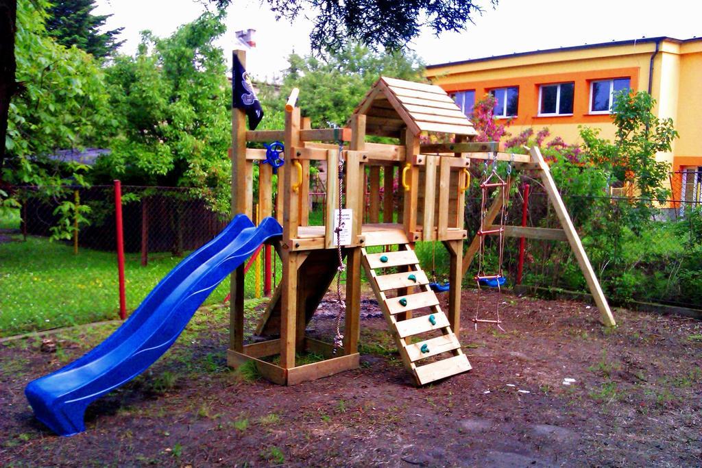 Kavárna Lucie s ubytováním Horní Těrlicko Esterno foto